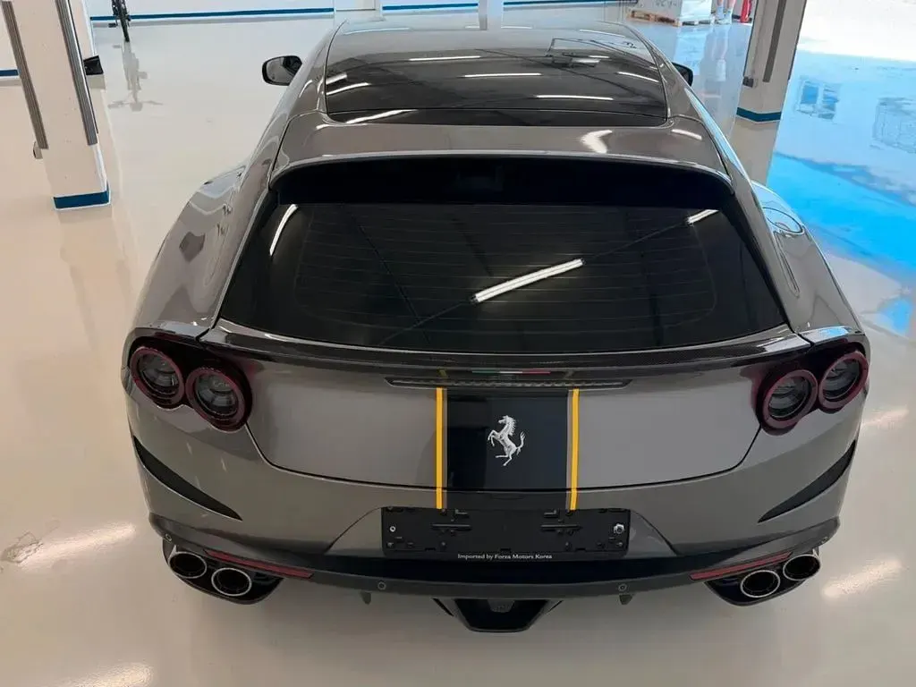 Gebraucht Ferrari GTC4Lusso 689 PS (506 kW) 2017 Grau Kombi