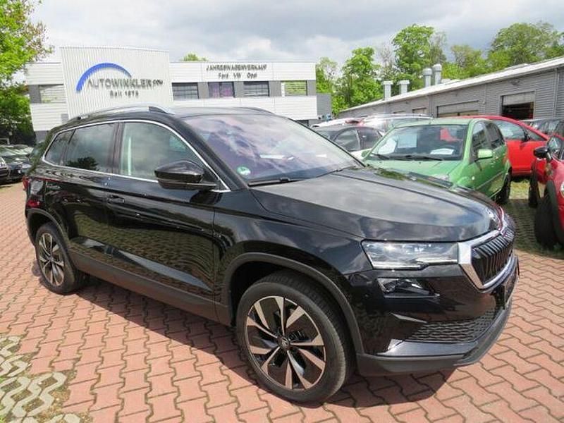 Schwarz Gebraucht 2024 Skoda Karoq SUV | 28.799 € (Guter Preis) - Bild 1/4