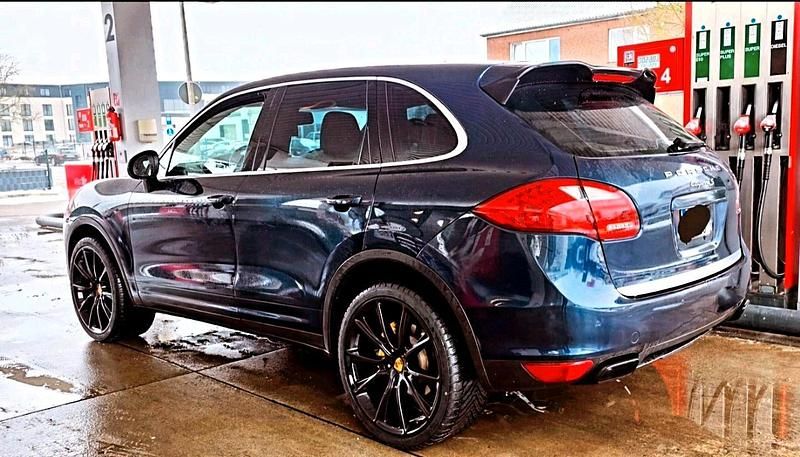 Usado Porsche Cayenne 400 HP (294 kW) 2011 Azul SUV