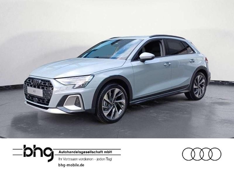 Pfeilgrau perleffekt Gebraucht 2025 Audi A3 Kombi | 34.900 € (Superpreis) - Bild 1/4