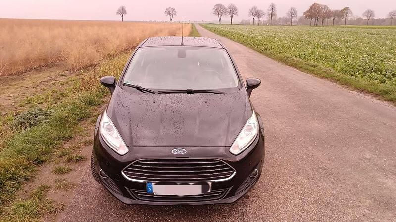 Gebraucht Ford Fiesta Titanium 95 PS (69 kW) 2015 Limousine
