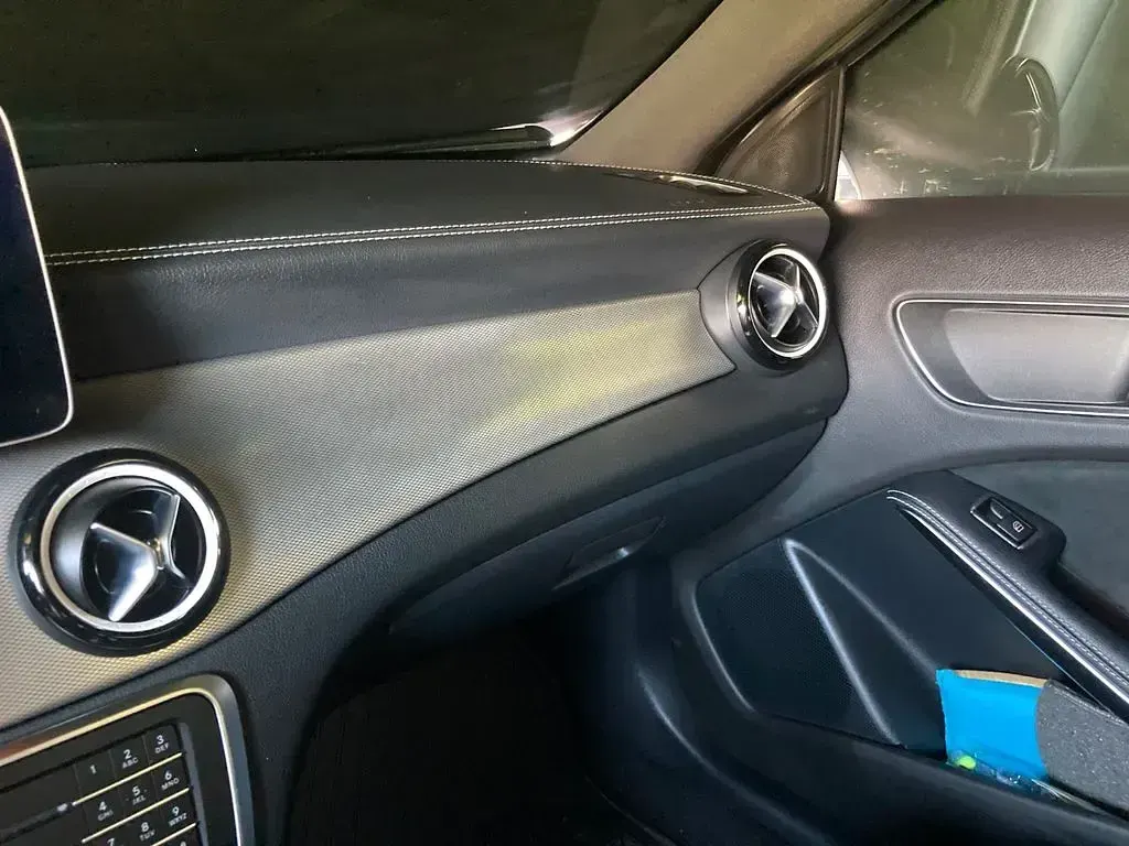 Gebraucht Mercedes GLA200 Edition 156 PS (114 kW) 2017 Grau SUV
