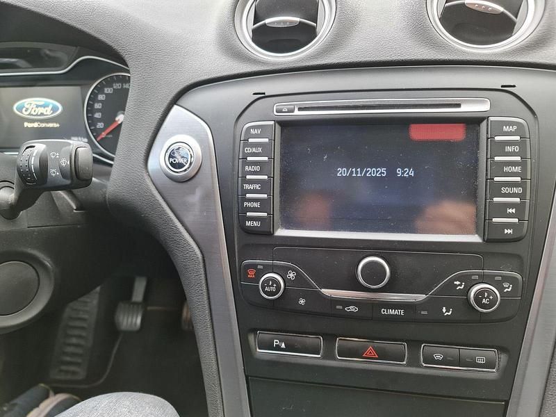 Gebraucht Ford Mondeo Titanium 163 PS (119 kW) 2012 Schwarz Kombi