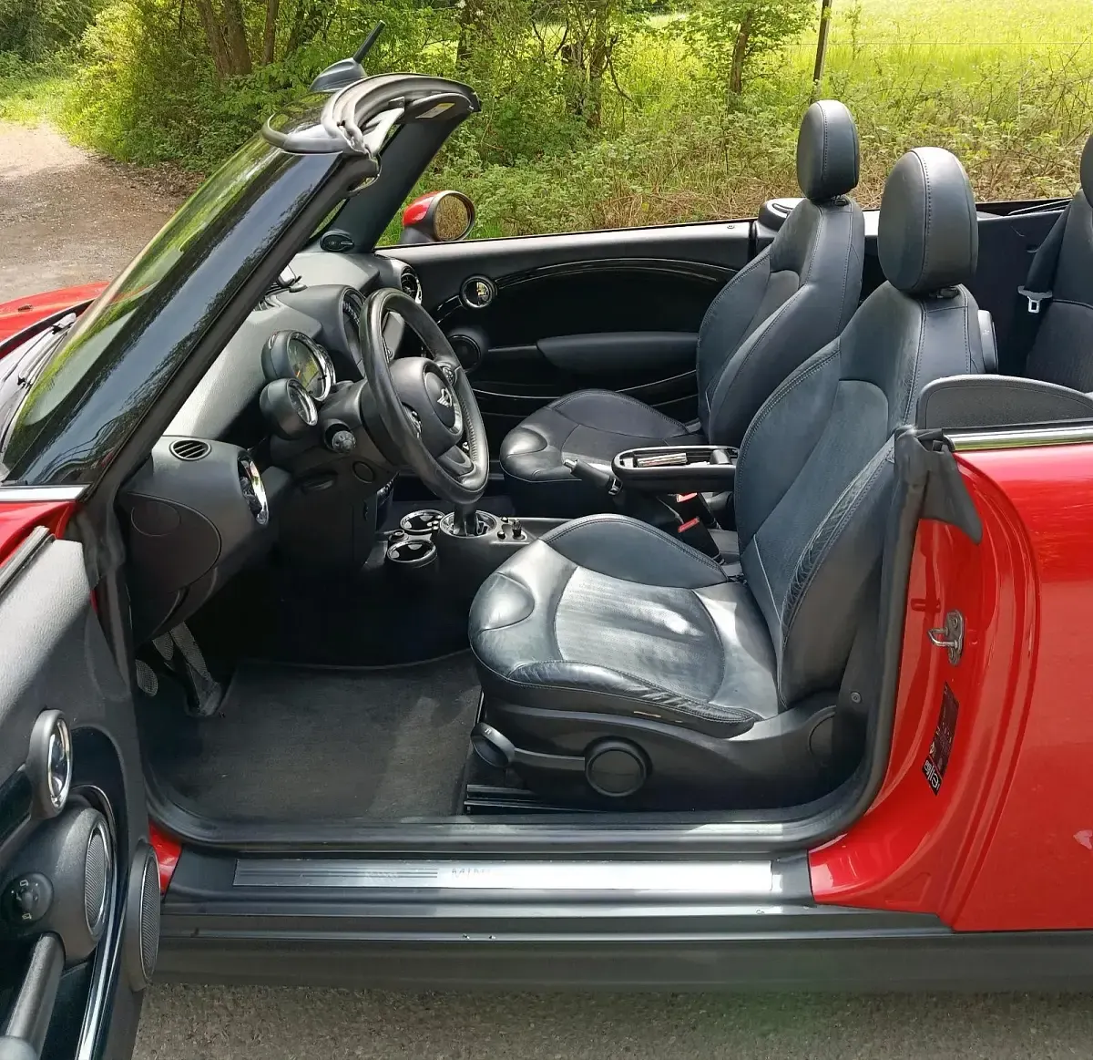 Usata Mini Cooper Cabriolet 122 CV (89 kW) 2014 Rosso Cabrio