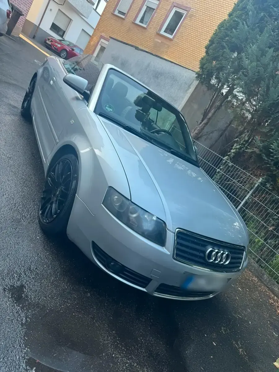 Gebraucht Audi A4 Cabriolet 170 PS (125 kW) 2002 Grau Cabrio