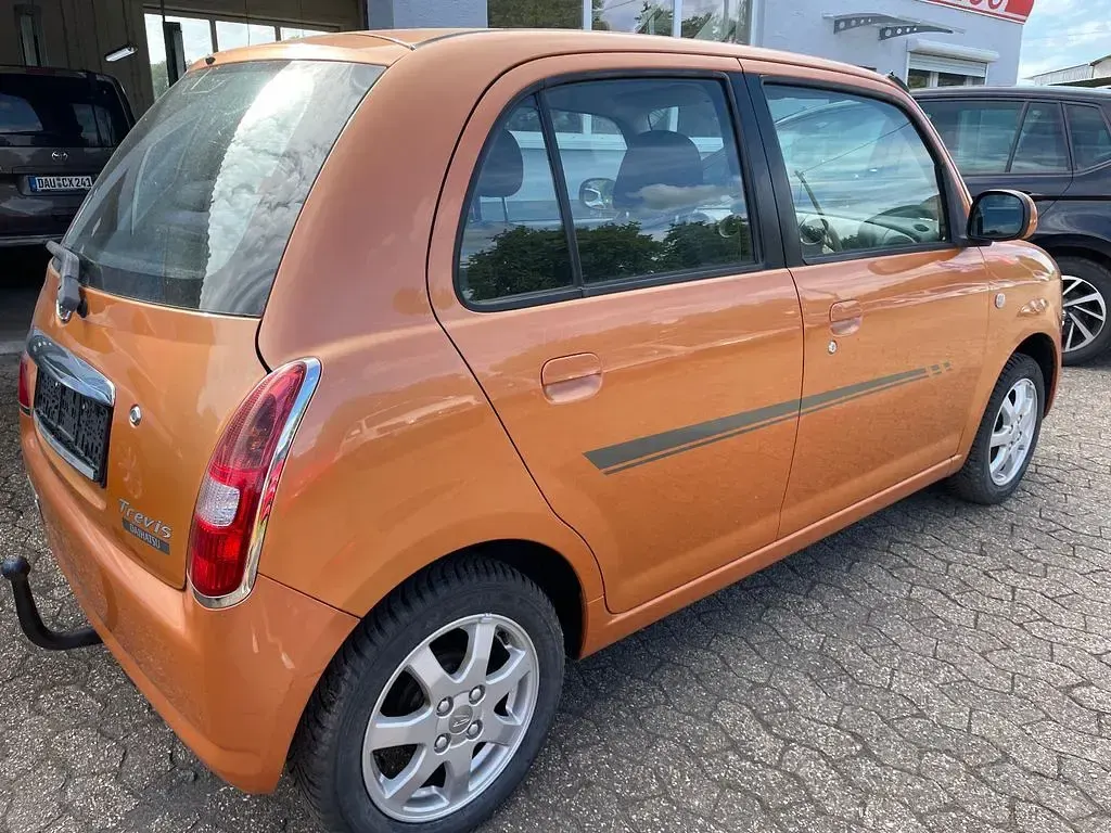 Gebraucht Daihatsu Trevis 58 PS (42 kW) 2007 Orange Kleinwagen