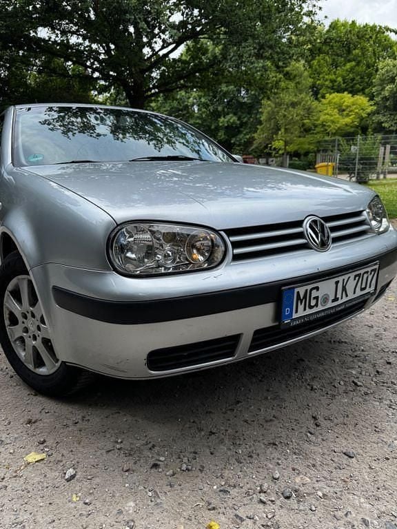 Gebraucht 2001 VW Golf IV Basis Limousine | 900 € (Superpreis) - Bild 1/4