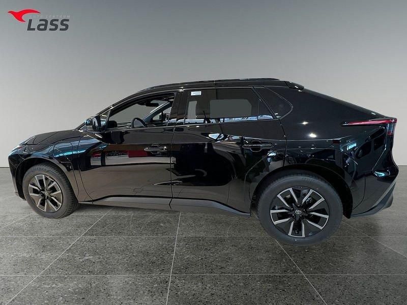 Neu Toyota bZ4X 166 kW (226 PS) 2026 Attitude black mc SUV