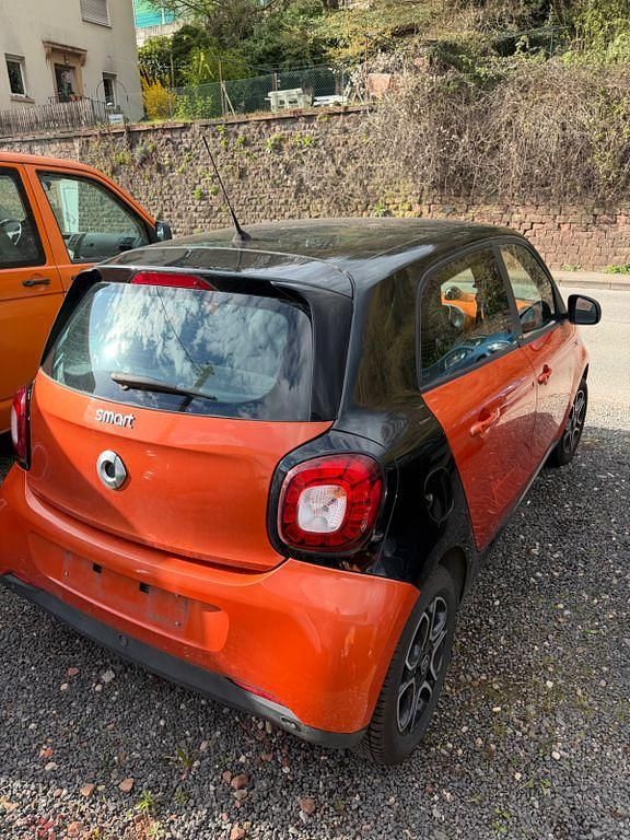 Gebraucht Smart ForFour Basis 71 PS (52 kW) 2014 Orange Kleinwagen