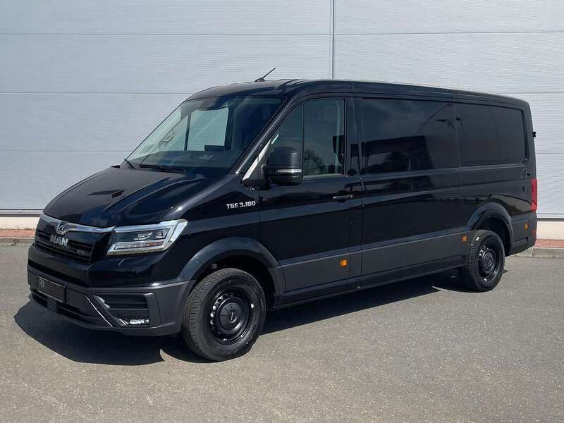 Schwarz Neu 2025 MAN TGE Van | 58.990 € (Etwas zu teuer) - Bild 1/4