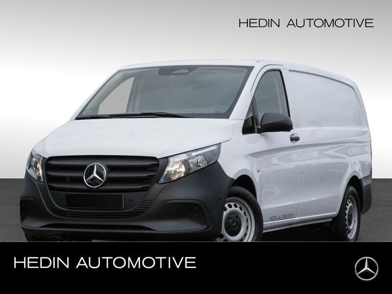 Weiß Gebraucht 2025 Mercedes Vito Van / Kleinbus | 31.812 € (Etwas zu teuer) - Bild 1/4