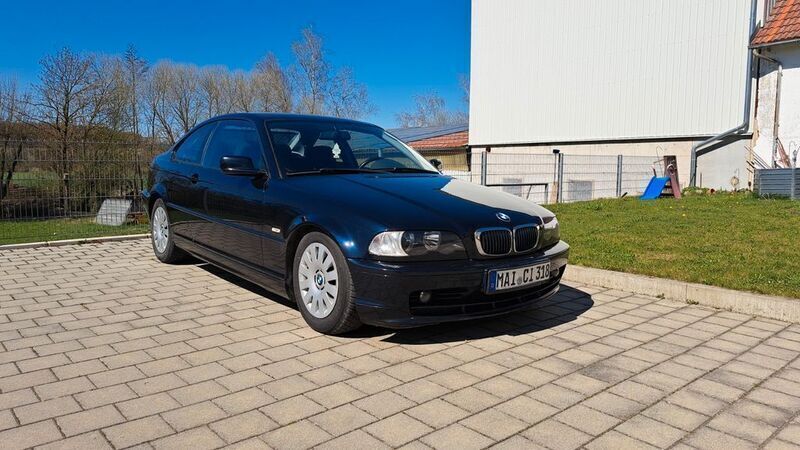 Schwarz Gebraucht 2001 BMW 318 Performance Coupé | 3.800 € (Fairer Preis) - Bild 1/4