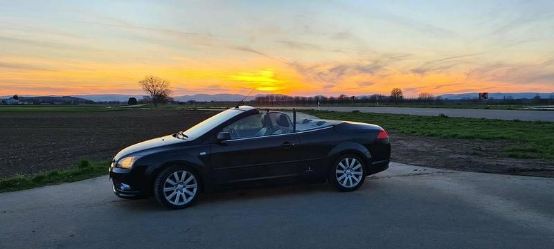 Gebraucht Ford Focus Cabriolet 145 PS (106 kW) 2007 Schwarz Cabrio