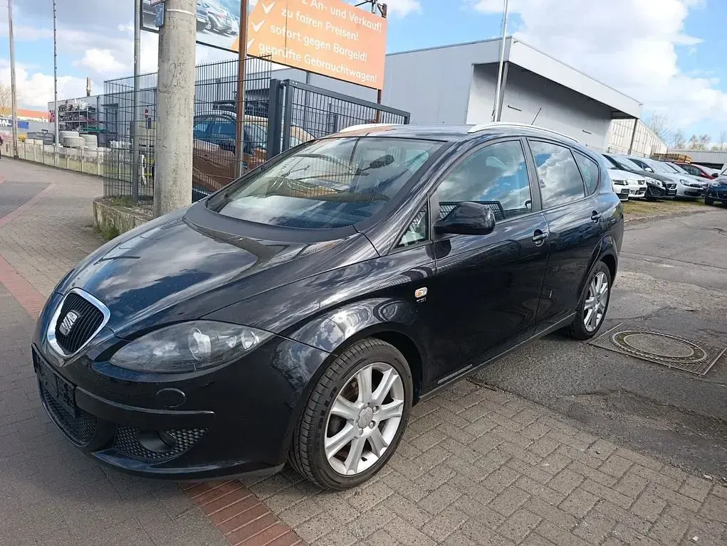 Gebraucht Seat Altea XL Comfort 125 PS (91 kW) 2009 Van / Kleinbus