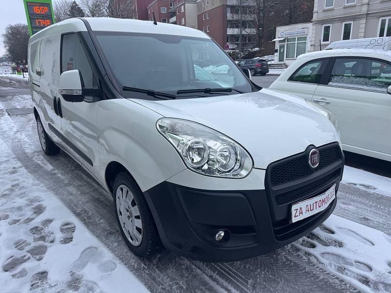 Usata Fiat Doblò 90 CV (66 kW) 2015 Bianco Monovolume