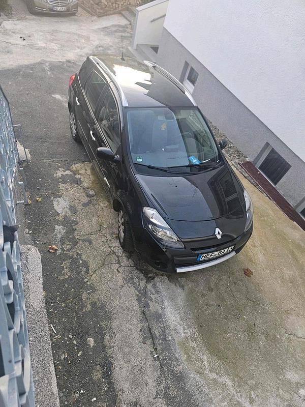 Schwarz Gebraucht 2009 Renault Clio II Kleinwagen | 1.750 € - Bild 1/4