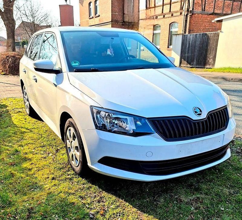 Gebraucht Skoda Fabia 75 PS (55 kW) 2015 Weiß Kombi