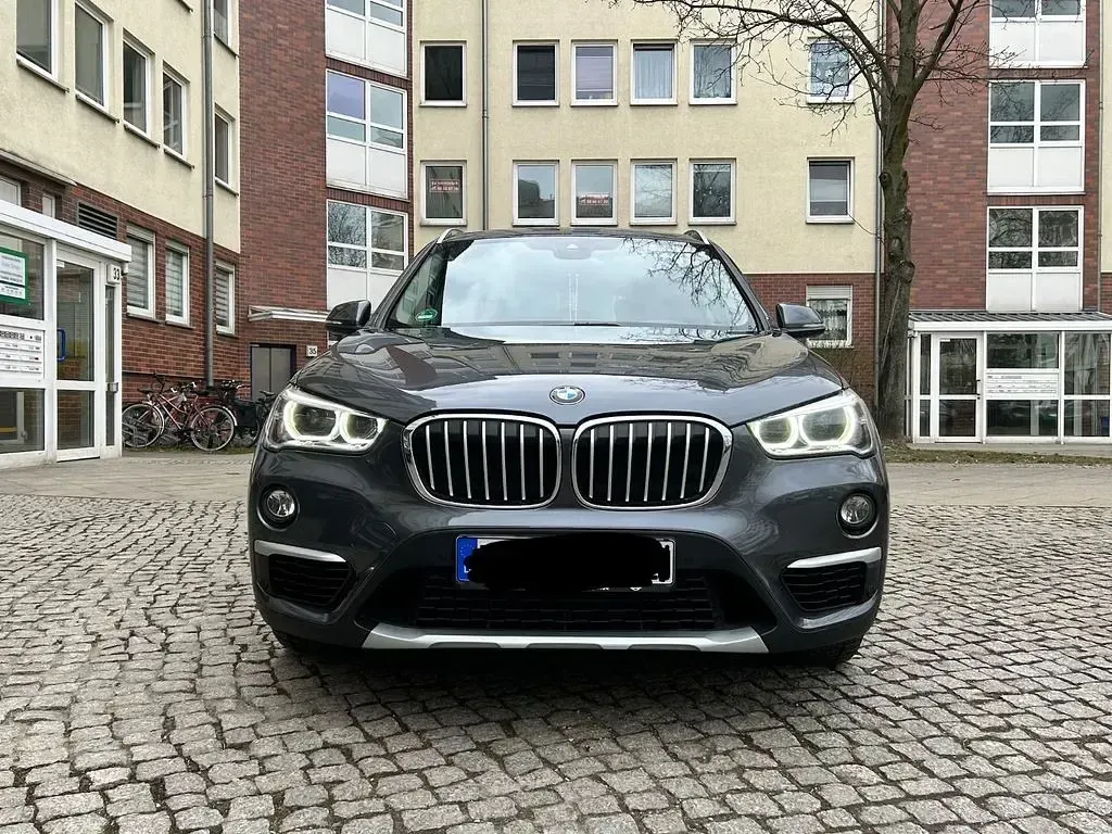 Usado BMW X1 xLine 231 CV (169 kW) 2018 Gris SUV