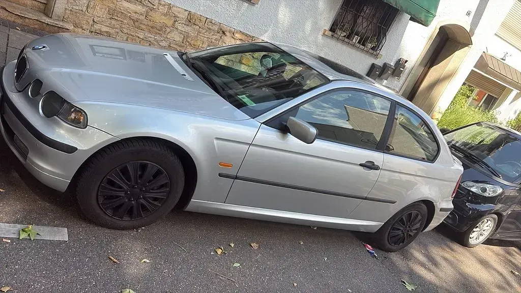 Gebraucht BMW 316 116 PS (85 kW) 2003 Silber Limousine