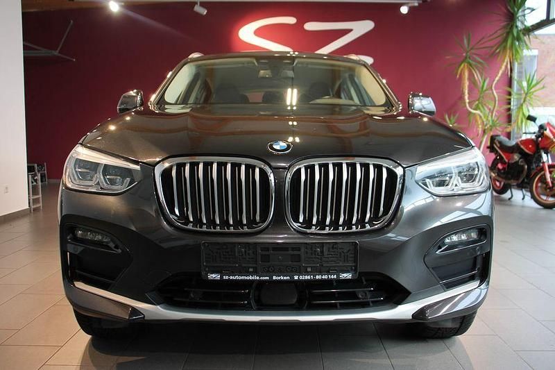 Gebraucht BMW X4 xLine 184 PS (135 kW) 2020 Sophistograu brillanteffekt me SUV