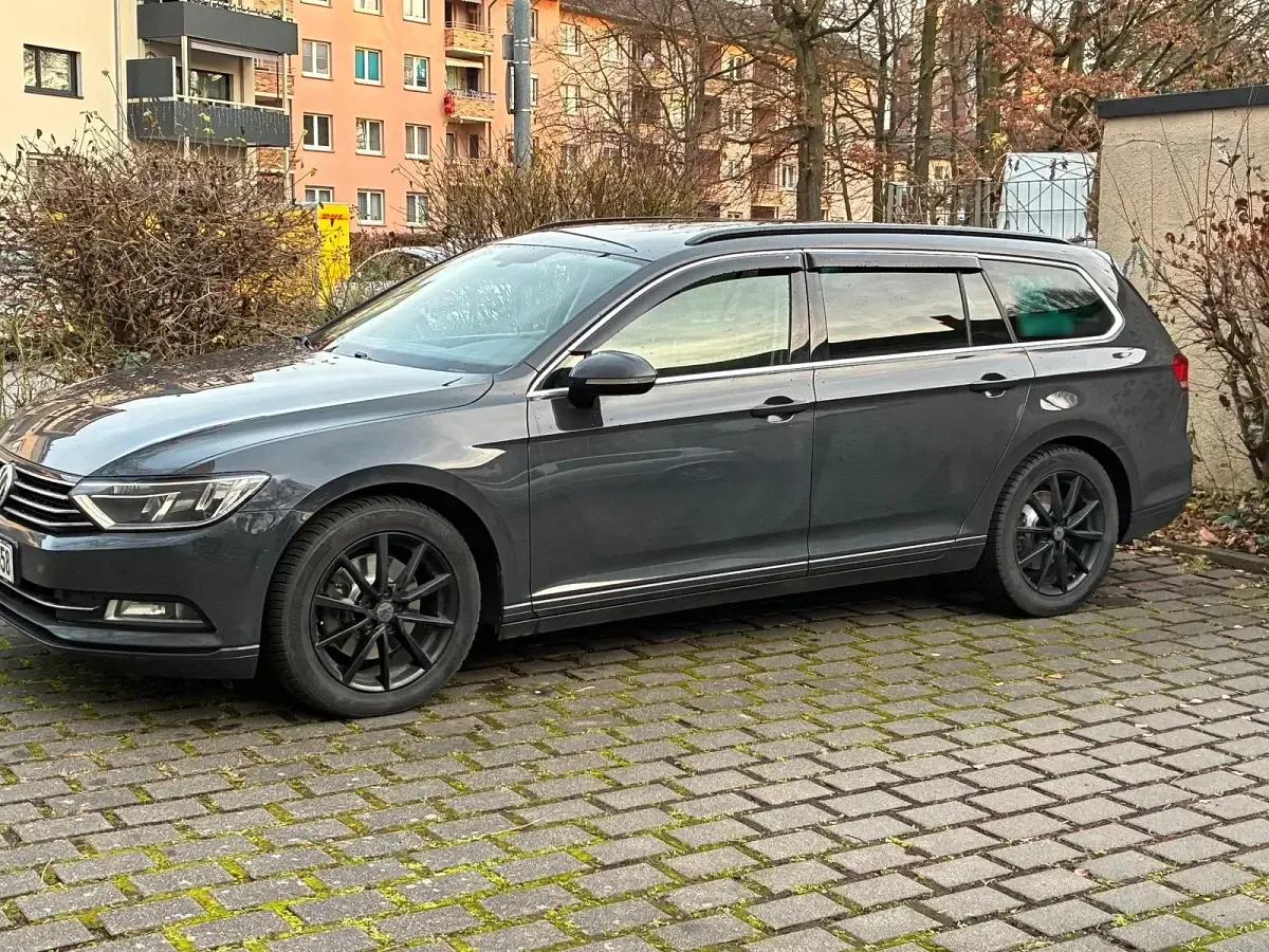 Usata VW Passat 150 CV (110 kW) 2016 Grigio Station wagon