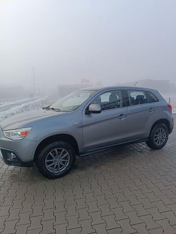 Grau Gebraucht 2011 Mitsubishi ASX SUV | 5.800 € (Fairer Preis) - Bild 1/3