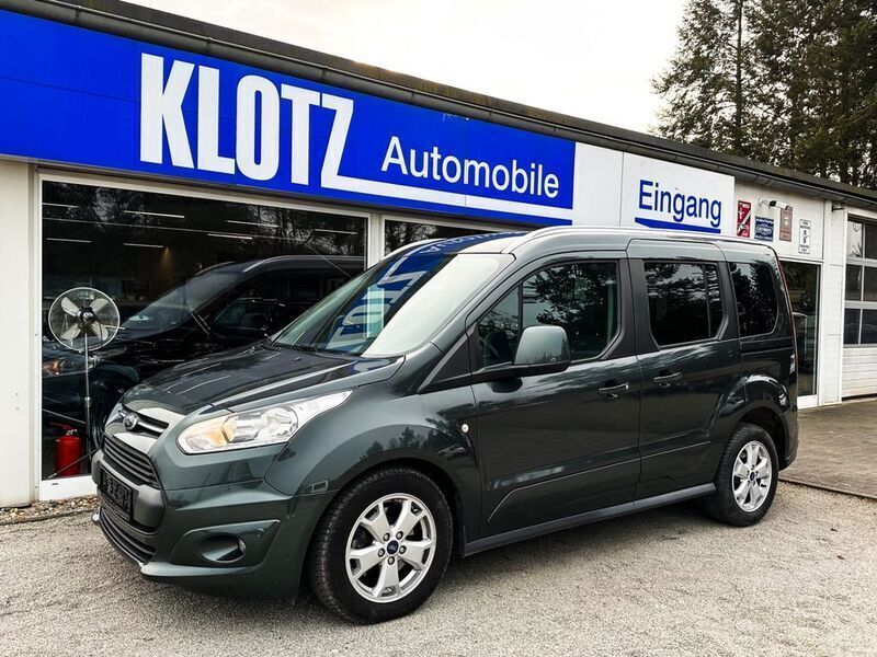 Mambagrün (metallic) Gebraucht 2018 Ford Tourneo Connect Titanium Van / Kleinbus | 13.990 € (Fairer Preis) - Bild 1/4
