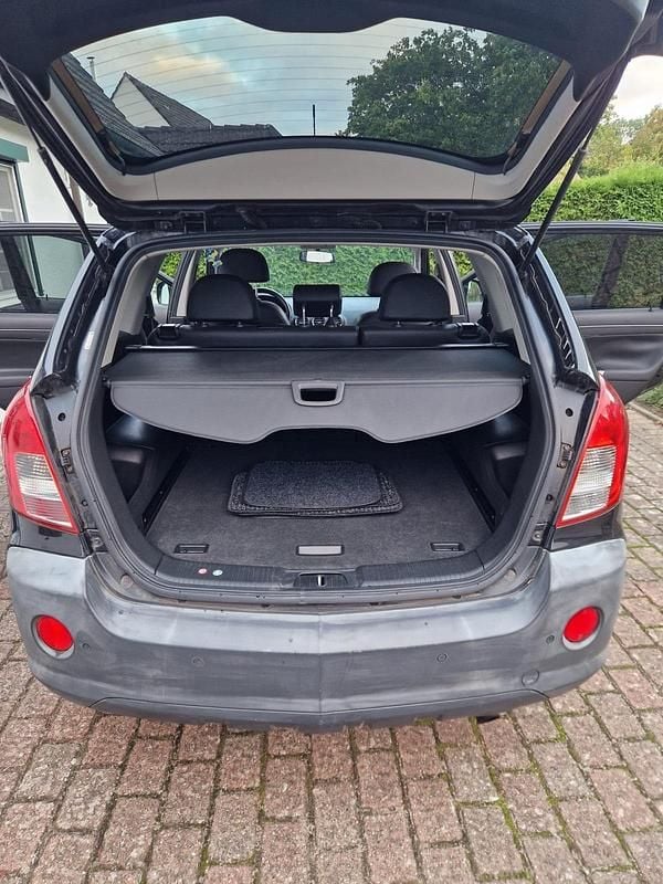 Gebraucht Opel Antara 163 PS (119 kW) 2014 Schwarz SUV