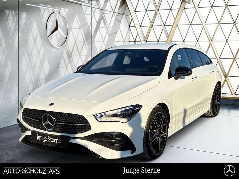 Unilack polarweiß Gebraucht 2025 Mercedes CLA200 Shooting Brake AMG Kombi | 35.990 € (Fairer Preis) - Bild 1/3