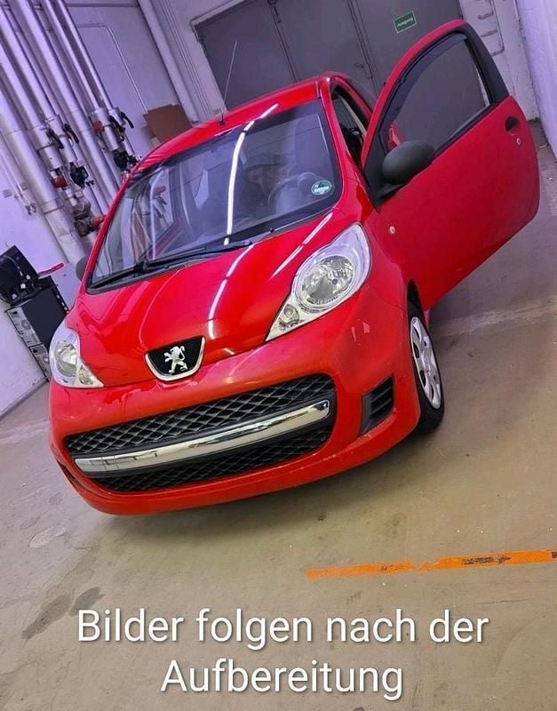 Gebraucht Peugeot 107 68 PS (50 kW) 2009 Rot Kleinwagen