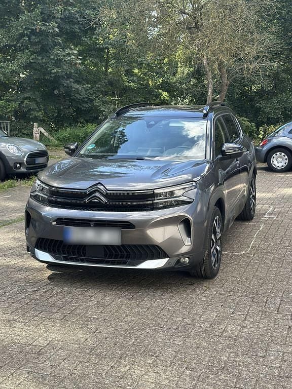 Grau Gebraucht 2022 Citroën C5 Aircross Start SUV | 26.000 € (Teuer) - Bild 1/4