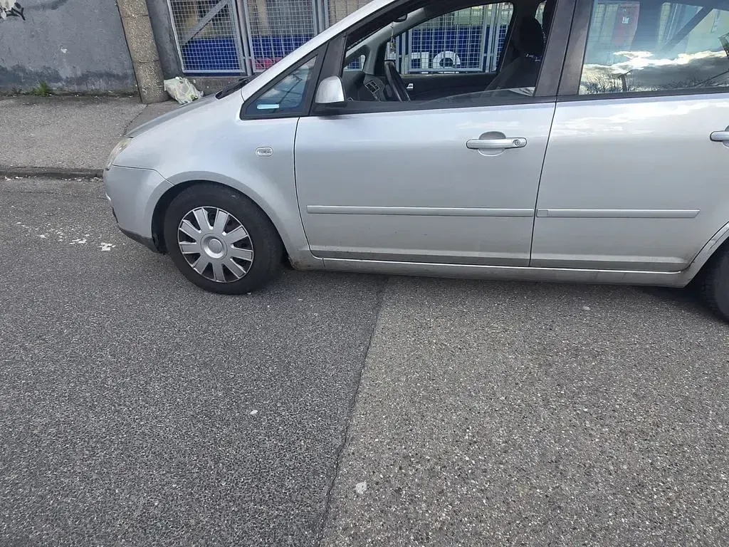 Gebraucht Ford C-MAX Trend 125 PS (91 kW) 2006 Grau Van / Kleinbus