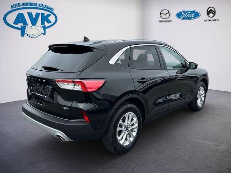 Gebraucht Ford Kuga Titanium 224 PS (164 kW) 2024 Obsidianschwarz metallic SUV