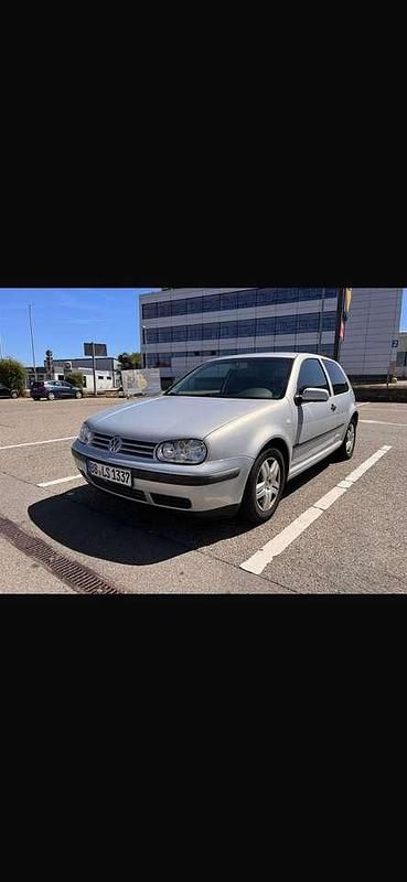Gebraucht 2000 VW Golf IV Edition Limousine | 2.400 € (Fairer Preis) - Bild 1/4
