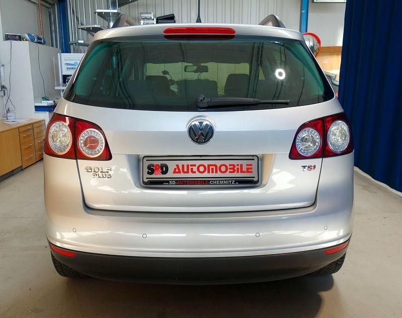 Gebraucht VW Golf Plus Cross United 160 PS (117 kW) 2008 Silber Van / Kleinbus