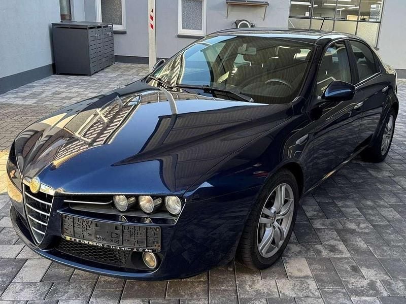 Blu seta/oltremare Gebraucht 2009 Alfa Romeo 159 Limousine | 5.950 € (Fairer Preis) - Bild 1/4
