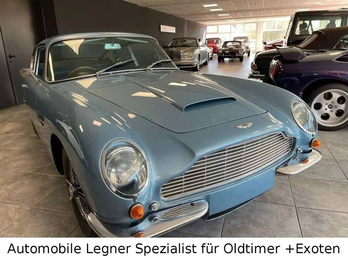 Gebraucht Aston Martin Vantage 325 PS (239 kW) 1967 Caribbean pearl Coupé