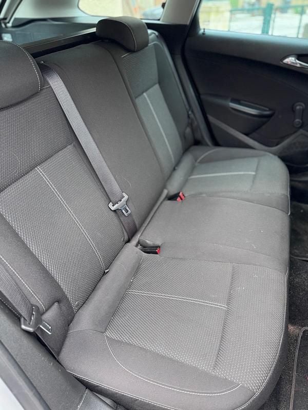 Gebraucht Opel Astra 2013 Silber Kombi