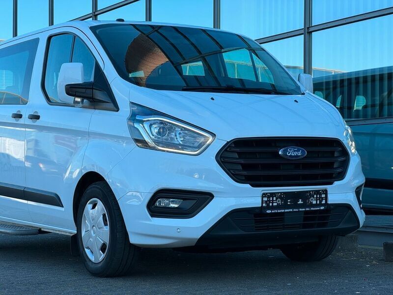 Weiß Gebraucht 2019 Ford Transit Tourneo Trend Van / Kleinbus | 19.990 € (Fairer Preis) - Bild 1/4