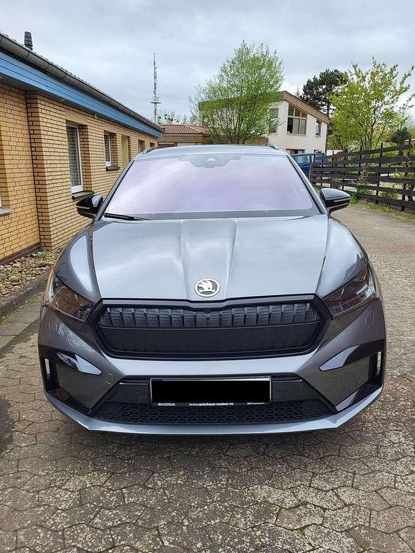 Gebraucht Skoda Enyaq iV SportLine 150 kW (204 PS) 2023 Grau SUV