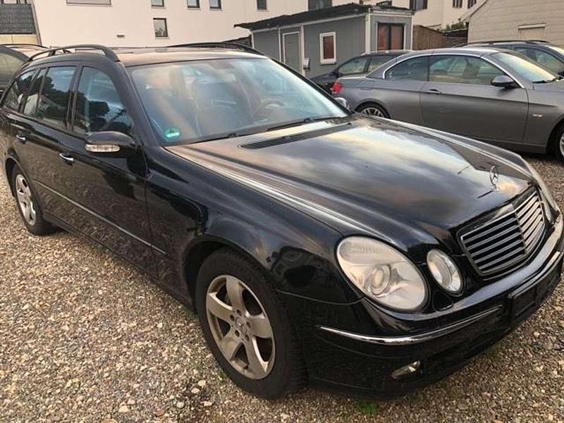 Gebraucht Mercedes E320 Avantgarde 224 PS (164 kW) 2003 Schwarz Kombi