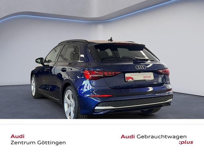 Używany Audi A3 Advanced 150 KM (110 kW) 2024 Niebieski Sedan/Limuzyna