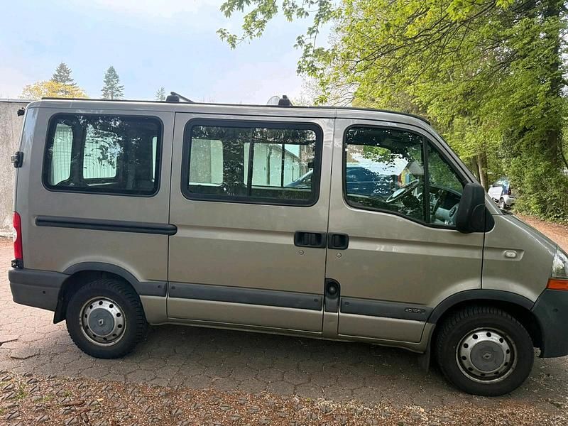 Second-hand Renault Master 2009 Gri Monovolum