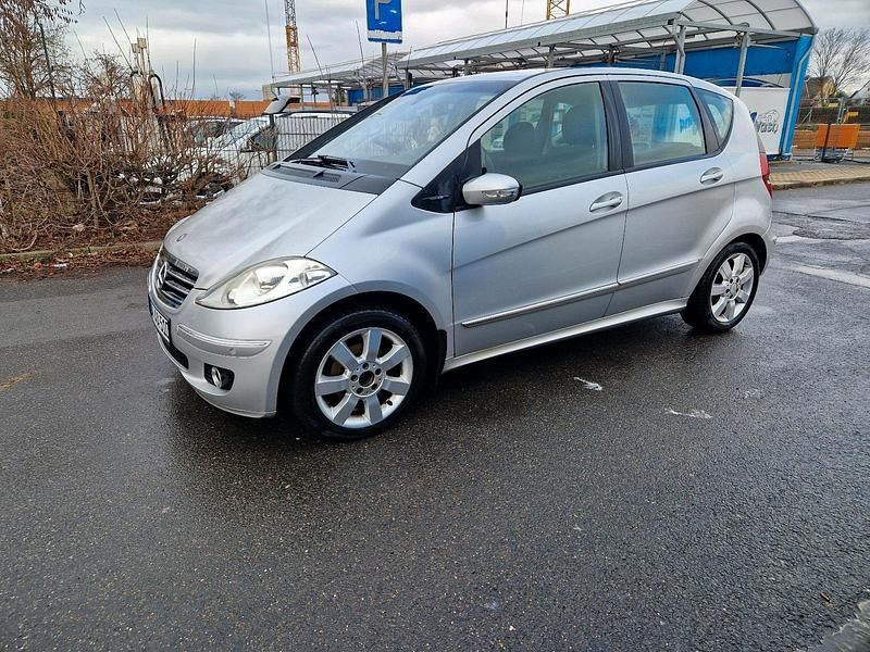 Gebraucht Mercedes A180 112 PS (82 kW) 2006 Grau Limousine