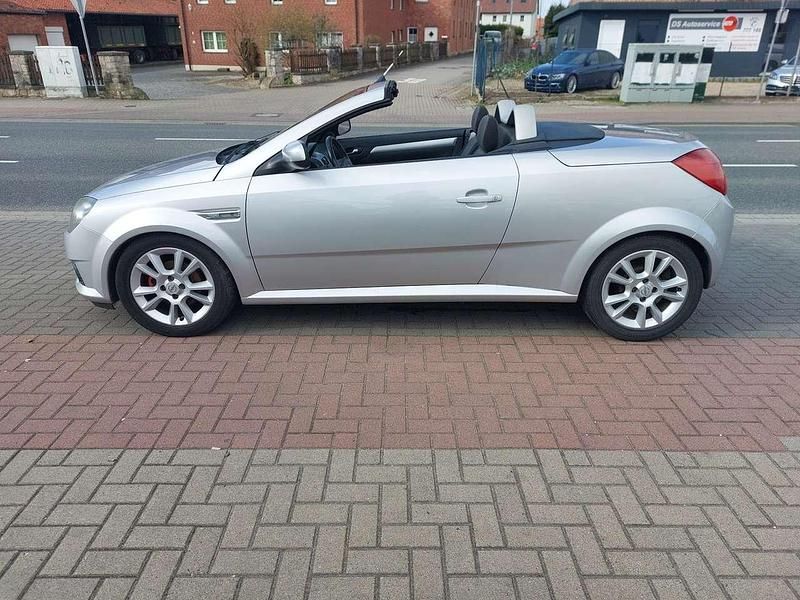 Gebraucht Opel Tigra Basis 90 PS (66 kW) 2005 Grau Cabrio