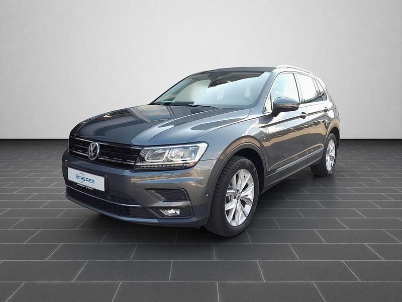 Indium grau (metallic) Gebraucht 2019 VW Tiguan Highline SUV | 27.500 € (Guter Preis) - Bild 1/4