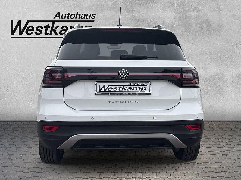 Gebraucht VW T-Cross Move 110 PS (80 kW) 2023 Pure white SUV