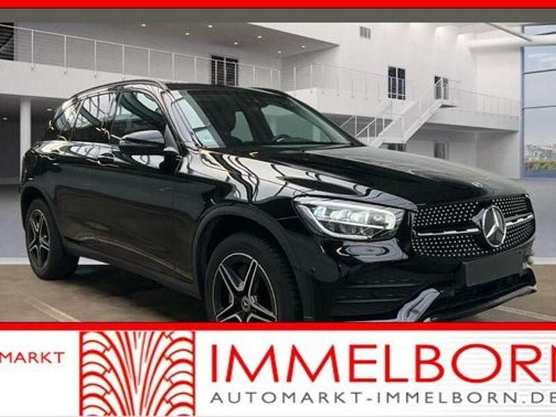 Gebraucht Mercedes GLC300e AMG 320 PS (235 kW) 2021 Blau cavansitblau  metalliclack metallic SUV