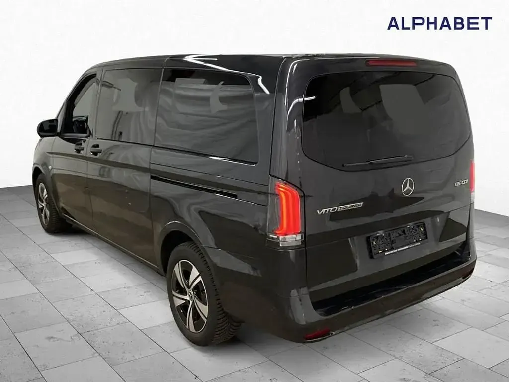 Gebraucht Mercedes Vito 190 PS (139 kW) 2025 Graphitgrau metallic Van