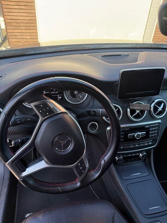 Gebraucht Mercedes A200 AMG line 156 PS (114 kW) 2012 Grau Limousine